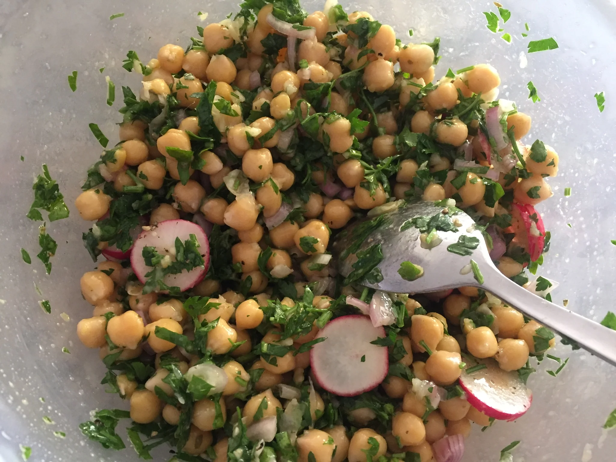 2 Saladas de Grão-de-Bico: Ao Meu Estilo e Balila