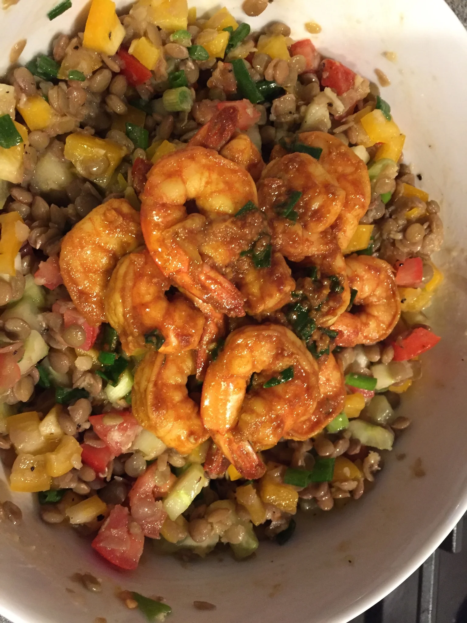 Salada de Lentilhas e Camarões Salteados